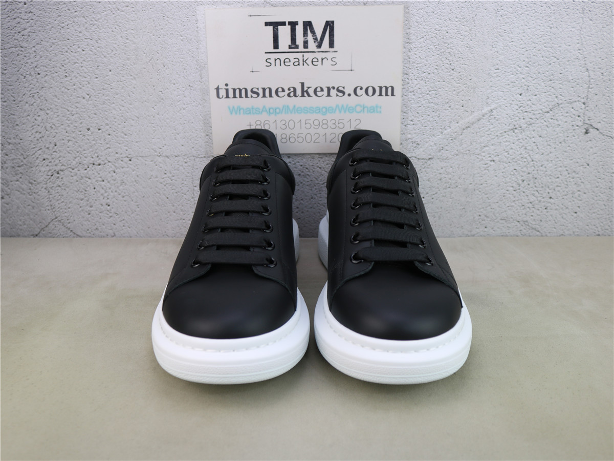 Alexander McQueen Oversized Sneakers Black White Sole 553680WHGP51000